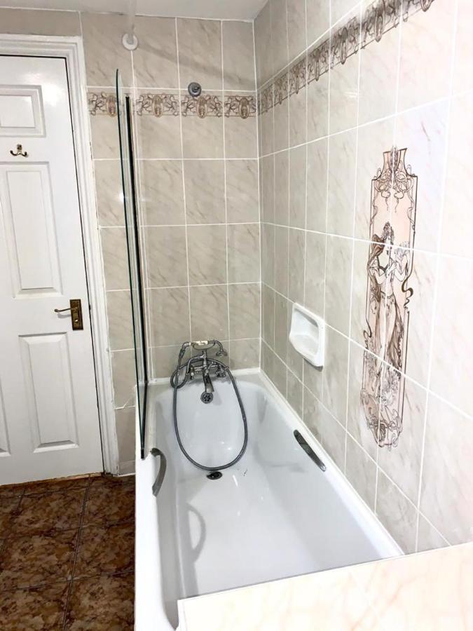 Luks Apartments London Ngoại thất bức ảnh